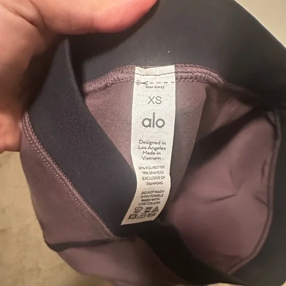 Alo Side Lines Leggings - Picture 7 of 8